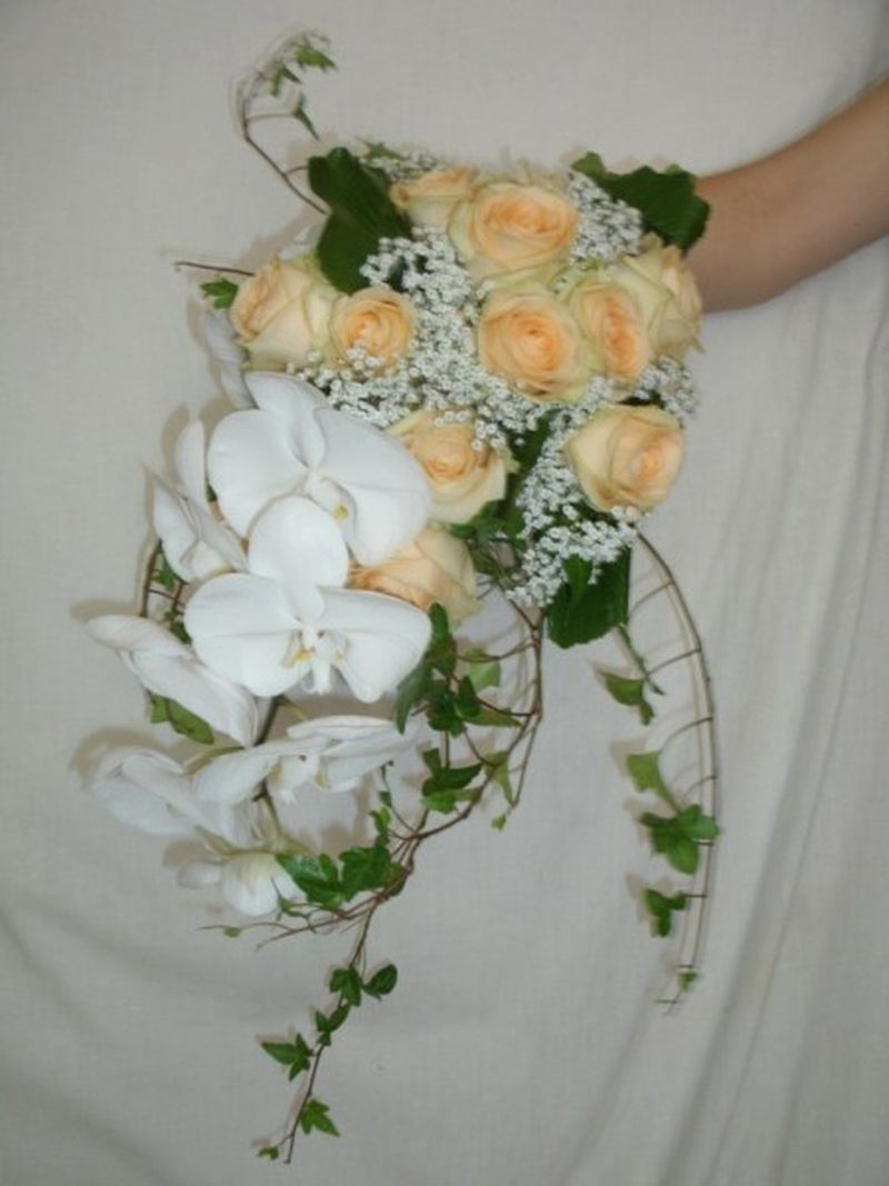 Bouquet Mariage Boutonnière voiture cortège région PACA Aix  Marseille Cassis Fos sur Mer