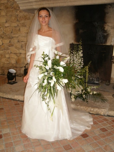 CHATEAU PONT ROYAL MALLEMORT BOUQUET MARIEE PACA MARSEILLE HYERES BANDOL CANNES