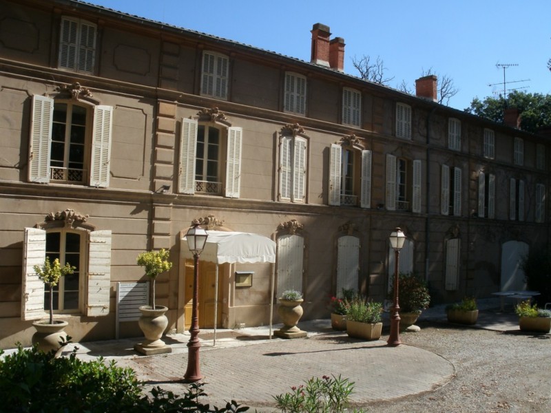 DOMAINE DE TOURNON AIX EN PROVENCE DECORATION FLORALE BAPTEME MARIAGE PACA MARSEILLE