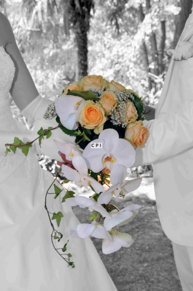 MARIAGE DECORS FLORAUX BOUQUET  MARIEE VOITURE PACA VAUCLUSE RHONES ALPES