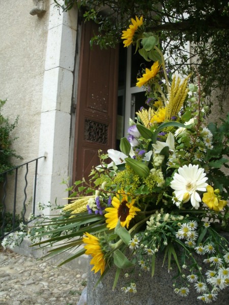 DECOR EGLISE mariage CHAPELLE  CEREMONIE AIX MARSEILLE PACA ARLES SAINT REMY DE PROVENCE