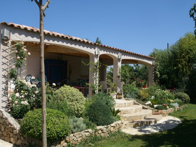 création de jardin espace vert paysagiste avignon salon de provence aix en provence paca