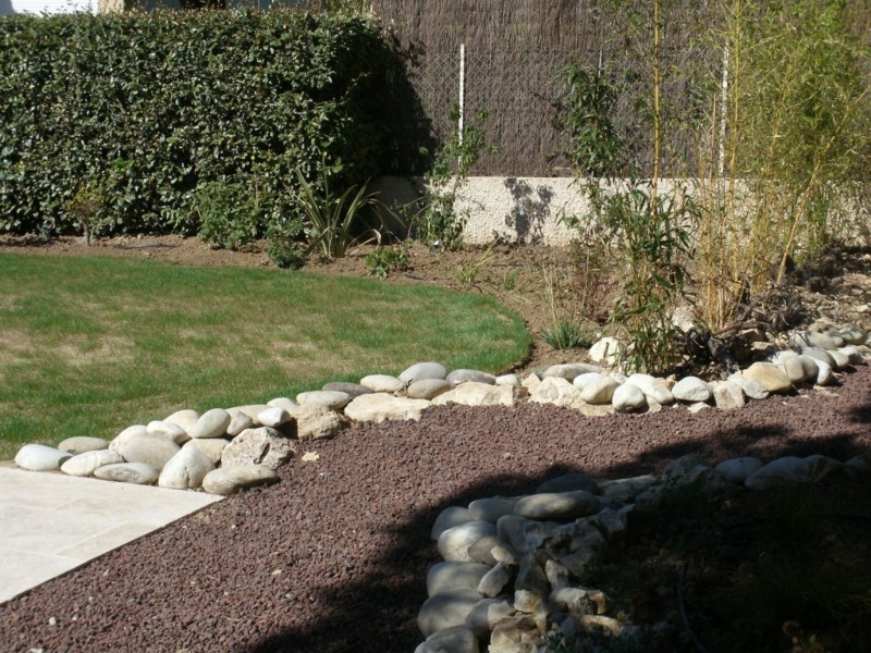 création de jardin espace vert paysagiste avignon salon de provence aix en provence paca