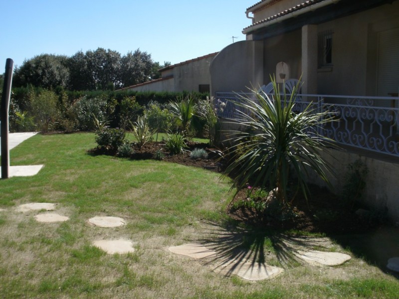 création de jardin espace vert paysagiste avignon salon de provence aix en provence paca