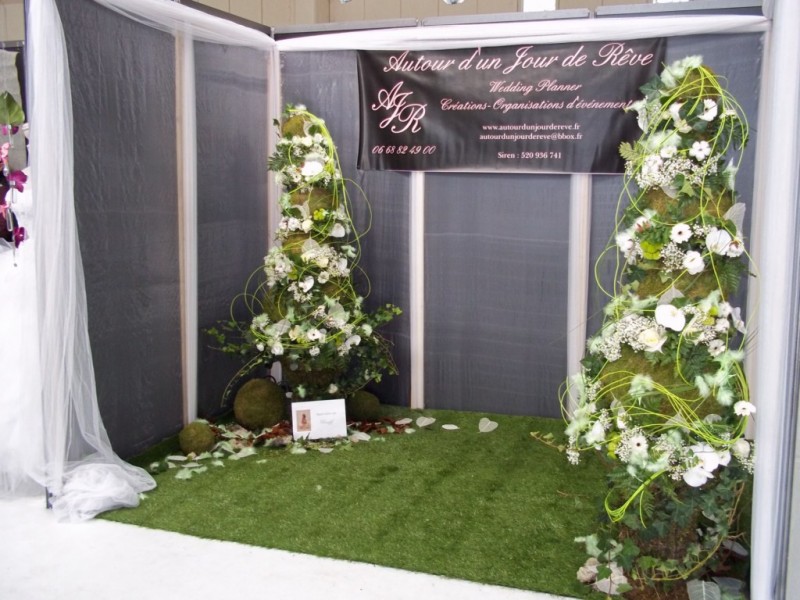 Décor floral à la location pour scène et exposition Avignon