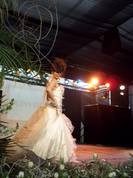 Création et réalisation de décor de stand et scène pour mariage et salon du mariage Vitrolles