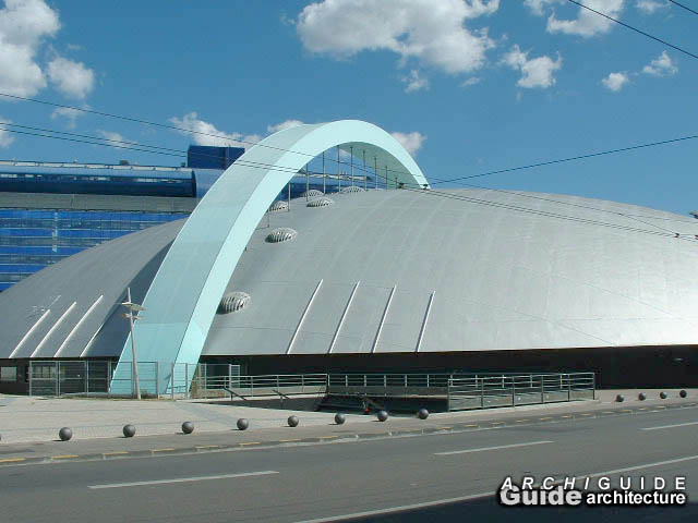LOCATION  PLANTES FLEURS FESTIVAL OPERA SPECTACLE PACA MARSEILLE MONPTELLIER TOULOUSE