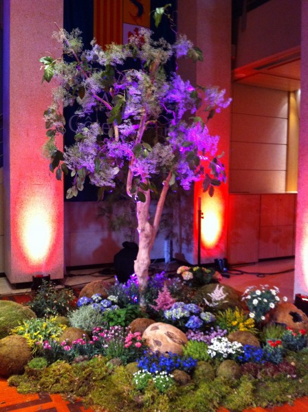 scène végétale et florale decor de salon de stand exposition remise de prix marseille