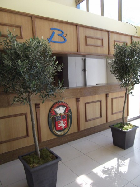 DECOR DE SCENE PODIUM BILLETERIE POUR SPECTACLE PACA VAR HERAULT APLES VAUCLUSE