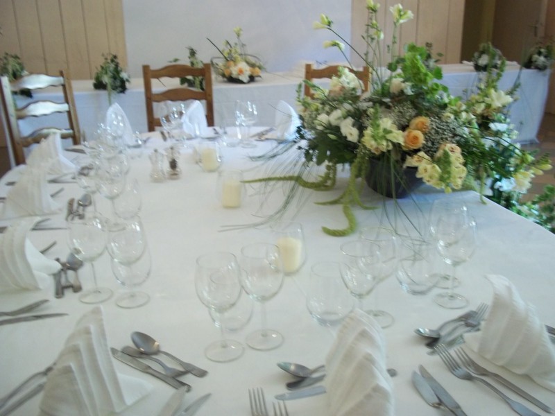 CENTRE DE TABLE DECOR DE BUFFET TRAITEUR  DECOR DE SALLE DE MARIAGE PACS PACA MARSEILLE PERTUIS AVIGNON SALON DE PROVENCE