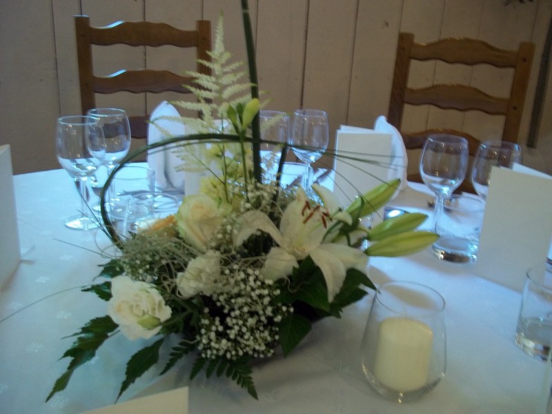 CENTRE DE TABLE DECOR DE BUFFET TRAITEUR  DECOR DE SALLE DE MARIAGE PACS PACA MARSEILLE PERTUIS AVIGNON SALON DE PROVENCE