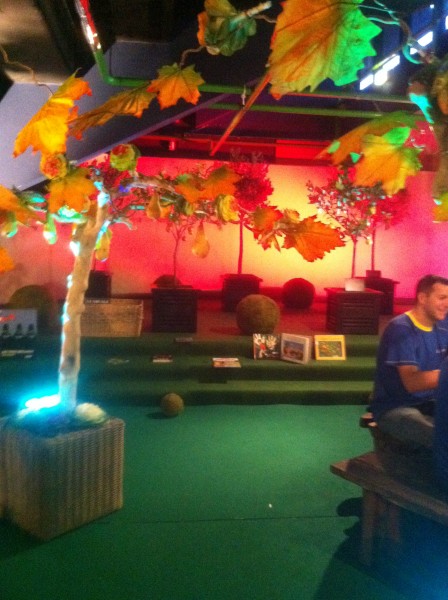 Location de décor de scène et salon d'exposition Istres