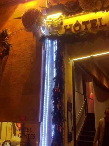 décor noel montage pour façade Aix en Provence