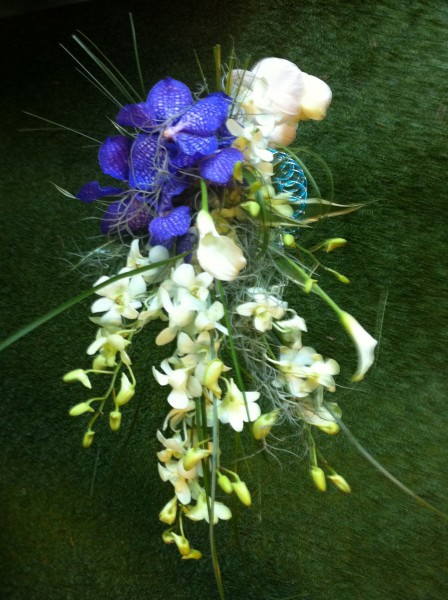 Bouquet de mariée et des demoiselles d'honneur pour mariage à aix en provence Paca en 2008