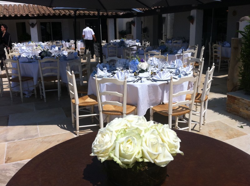compositions florales pour mariage buffet traiteur centre de table décor de salle de réception paca avignon aix en provence