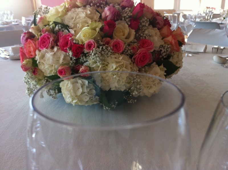 pivoine, hortensia et roses blanches pour bouquet de mariage à Carry le Rouet