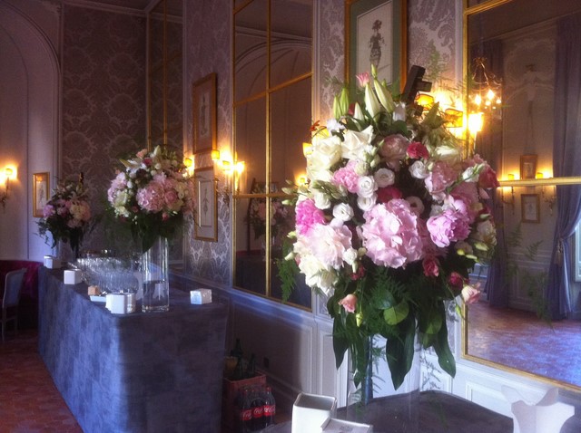 Décoration de fleurs de buffet