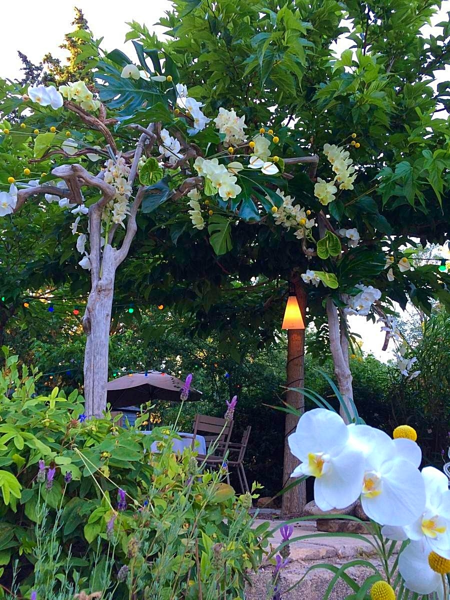 Notre zone d'activité pour ce service Composition florale pour anniversaire ou mariage